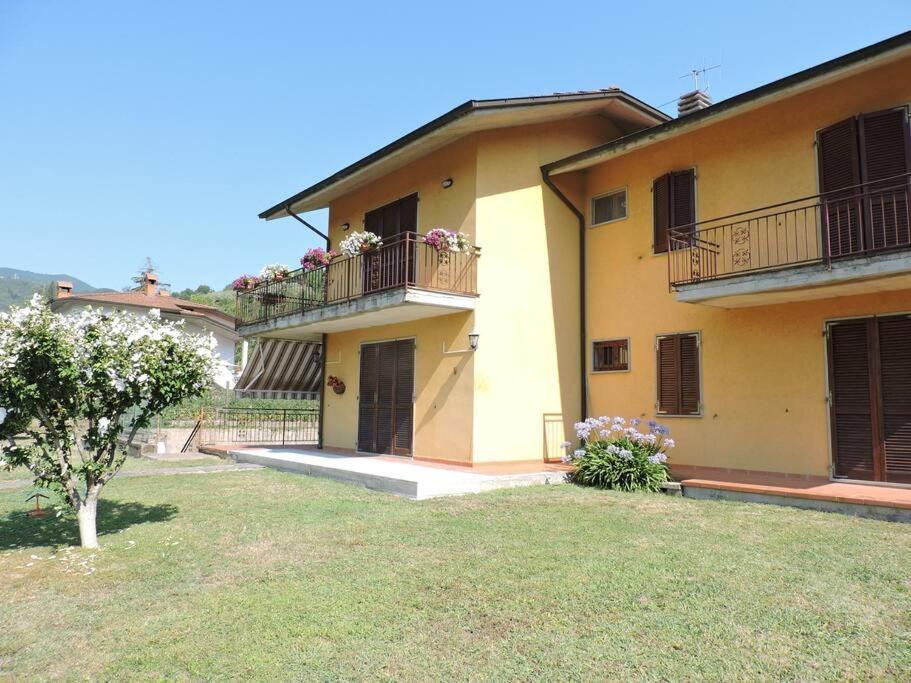 Casa Vacanze La Cicala Понтремоли Экстерьер фото